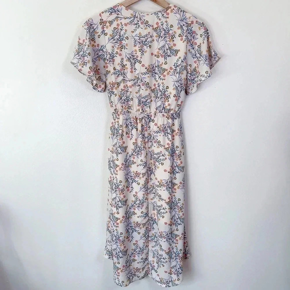 Sienna  Sky Floral Wrap Short Sleeve Dress - Picture 15 of 15